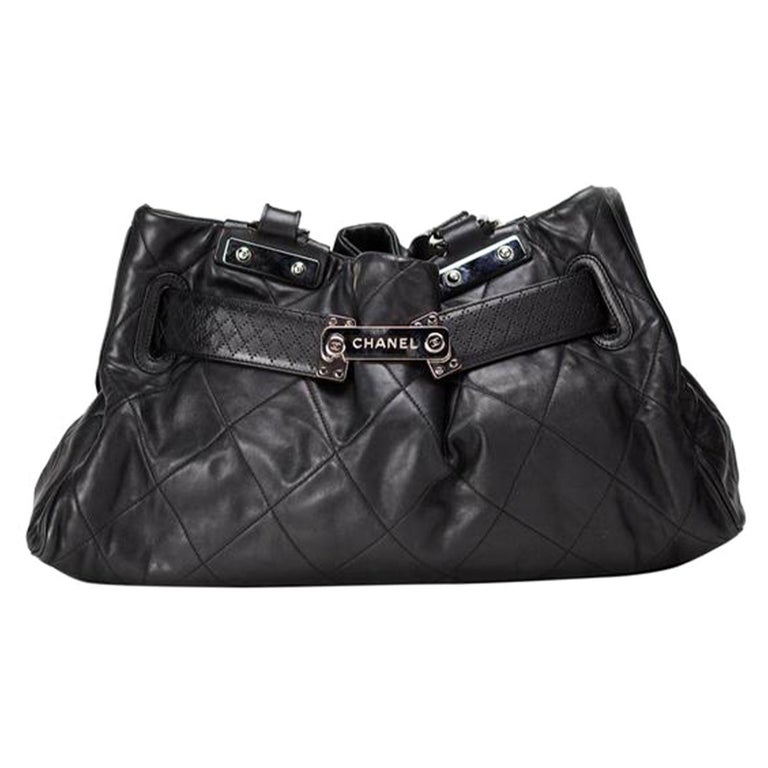 Chanel Black Diamond Stitched Leather Expandable CC Shoulder Bag - Yoogi's  Closet
