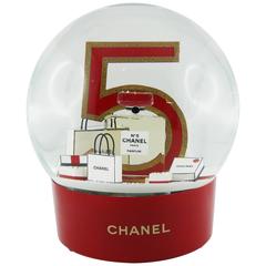 Chanel Huge N°5 Perfume Bottle Rechageable Snow Dome 4