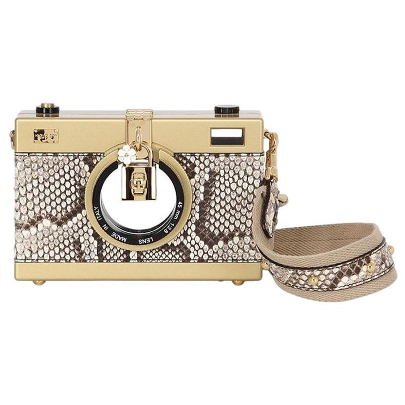 Dolce & Gabbana - Sac à caméra en peau de serpent en vente