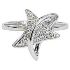 18k White Gold & Diamond Star Ring