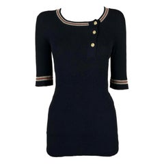 Maglione in cashmere con bottoni a forma di aquila Chanel CC