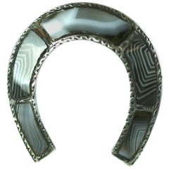 Victorian Scottish Agate Horseshoe Brooch