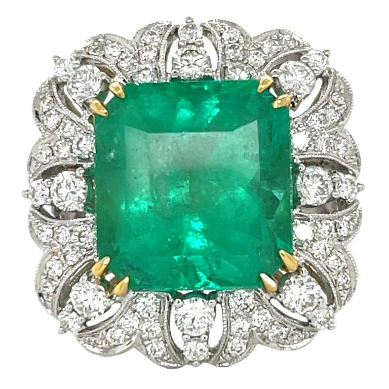 10 carat Emerald and Diamond 18K Yellow and White Gold Ring  For Sale