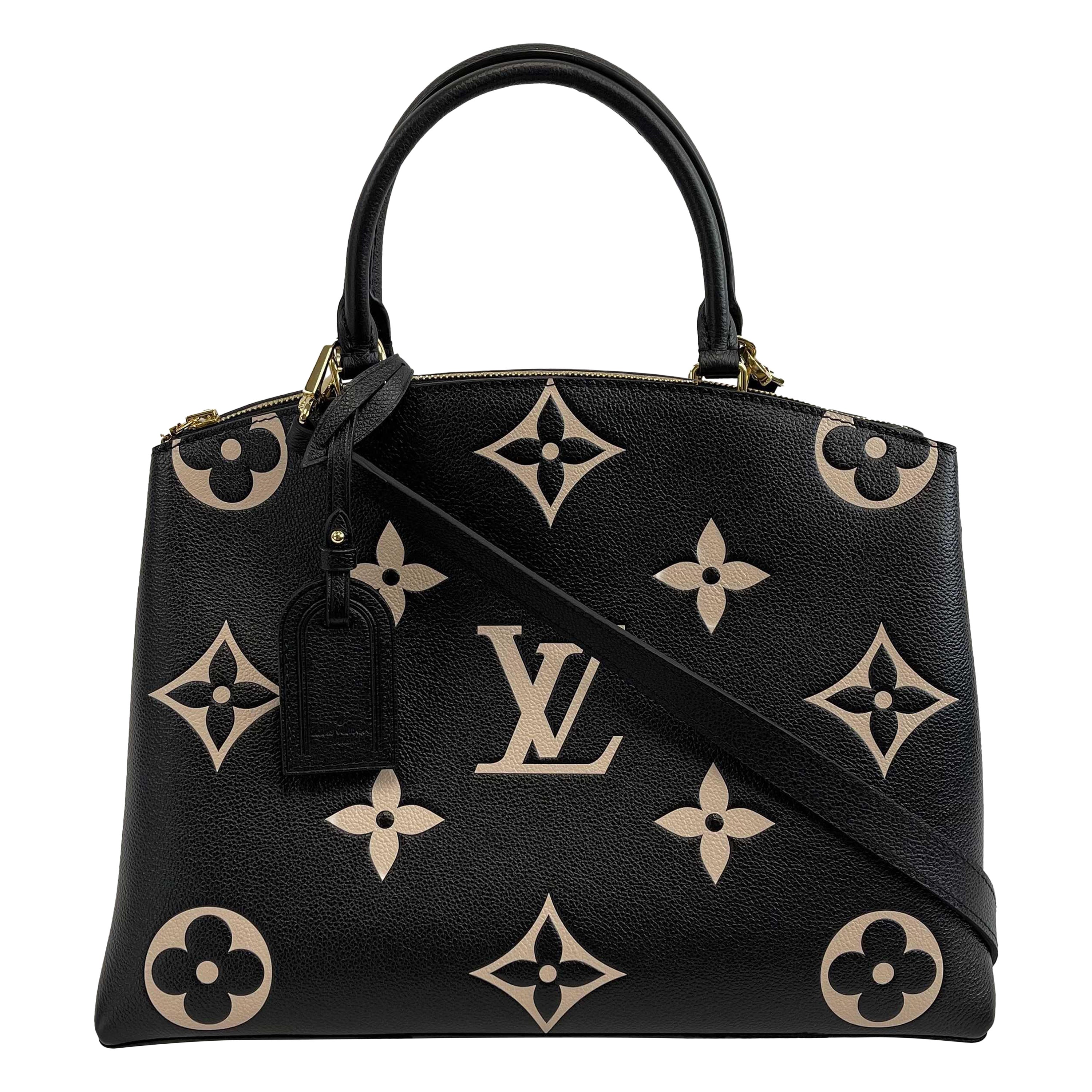 Louis Vuitton - Authenticated Top - Glitter Black Plain for Women, Very Good Condition