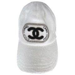 Chanel Seltene CC-Logo flauschige Baseballkappe