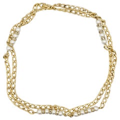Christian Dior Vintage 1980er Jahre Lange Halskette aus Gold mit weißen Perlen und runden Kugelkristallen