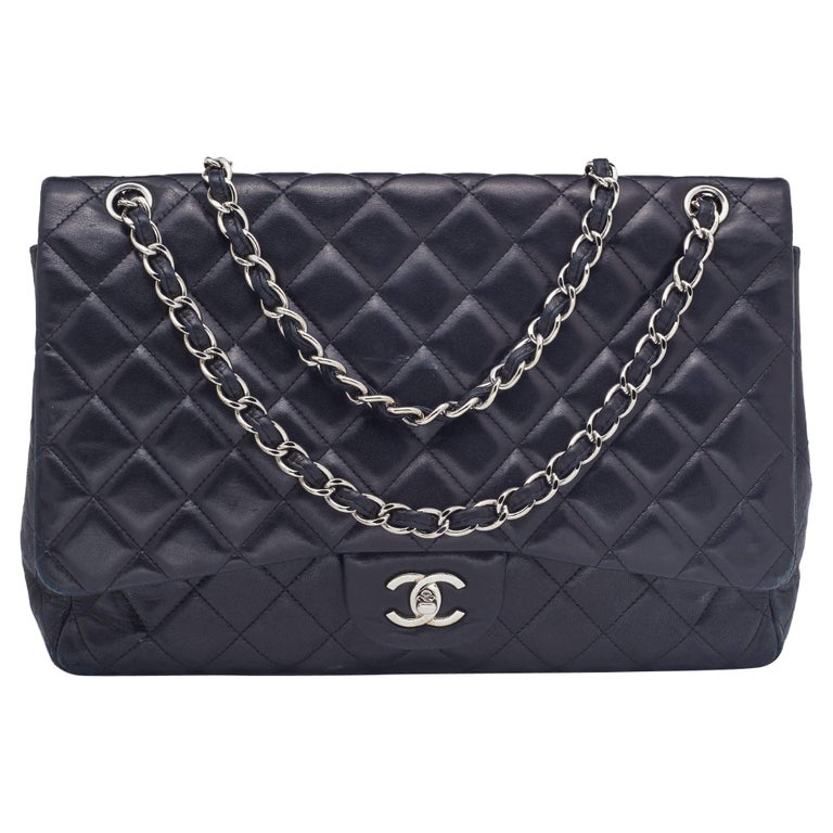 Chanel 19 MAXI Dove Grey Quilted Leather Handbag Autumn 22 - New In Box
