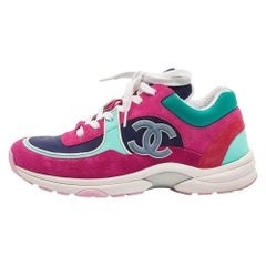 Chanel Mehrfarbiges Low Top aus Leder, Satin und Wildleder CC Turnschuhe Größe 39