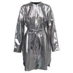 Metallic Graues Kurzes Kleid aus Lurex und Seide mit Knopfleiste und Gürtel von Burberry L