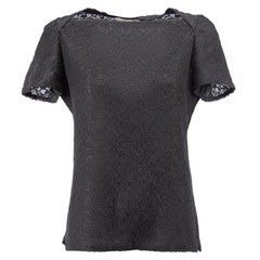 T-Shirt mit schwarzer Spitze und quadratischem Ausschnitt Größe L