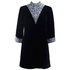 Vintage KAY MARTIN 1960's Black Velvet Iridescent Rhinestone Shift Dress Size 4 6