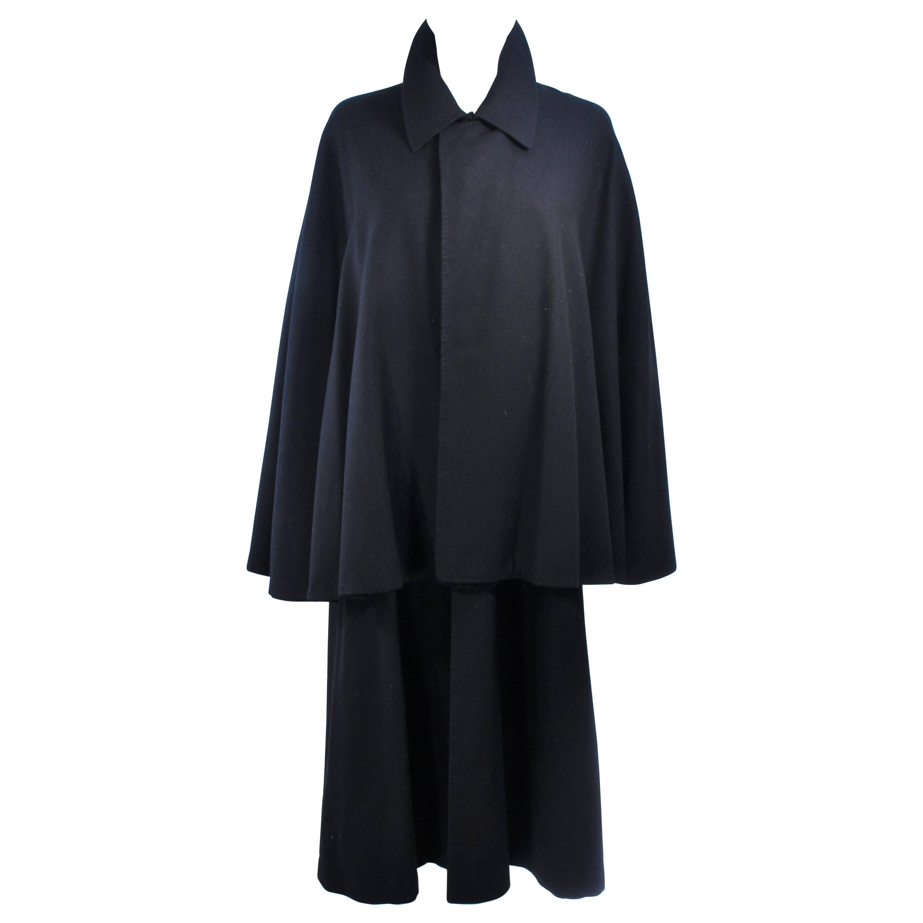 Vintage 1960's Black Wool Cape Size 6 8 For Sale