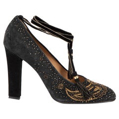Schwarze Paisley verschönerte Riemchen Heels Größe US 10