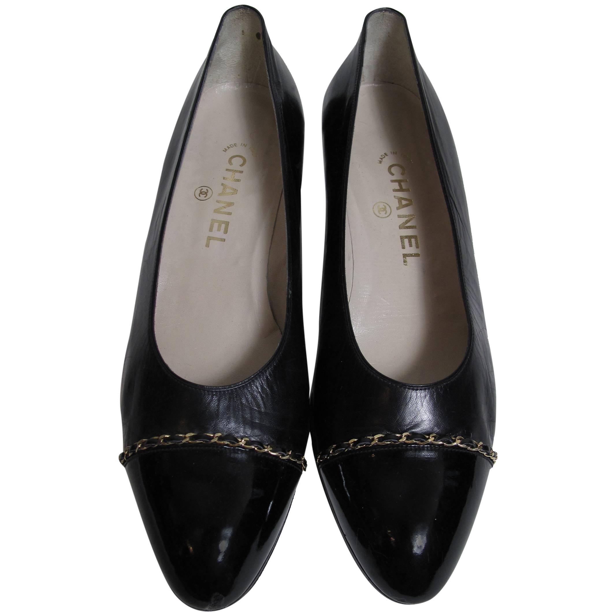 Chanel Chain Toe Shoes For Sale at 1stdibs