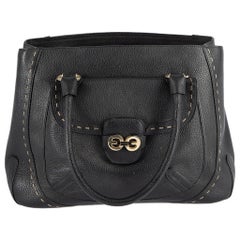 Escada Schwarze Lederhandtasche