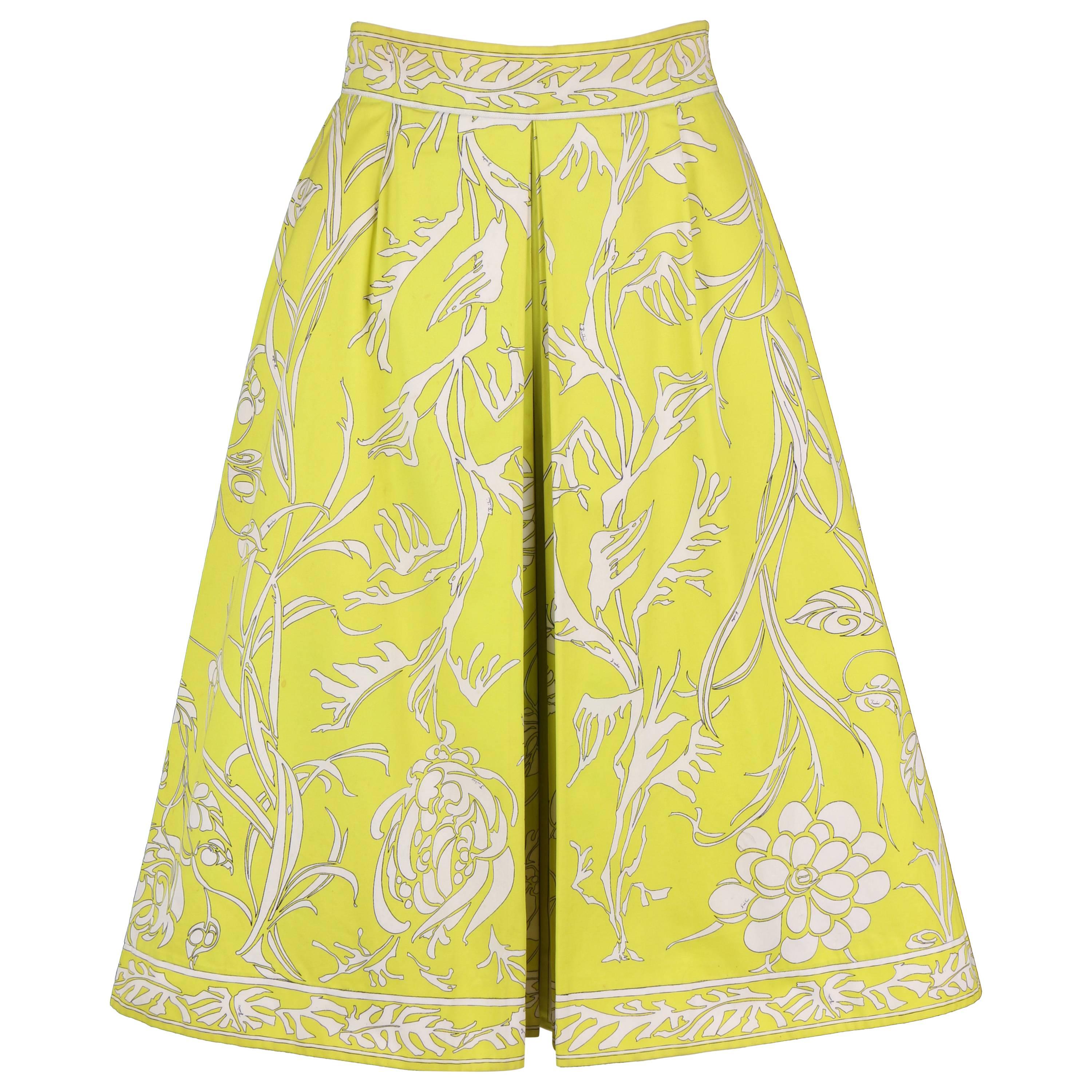 EMILIO PUCCI 1970s Chartreuse Floral Motif Print Cotton Pleated Skirt Size 8
