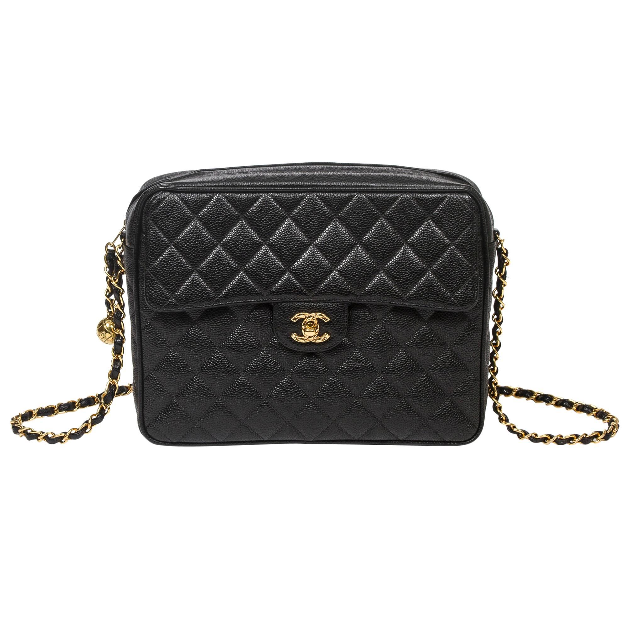 Chanel - Vintage Shoulder Bag Black Quilted Caviar
