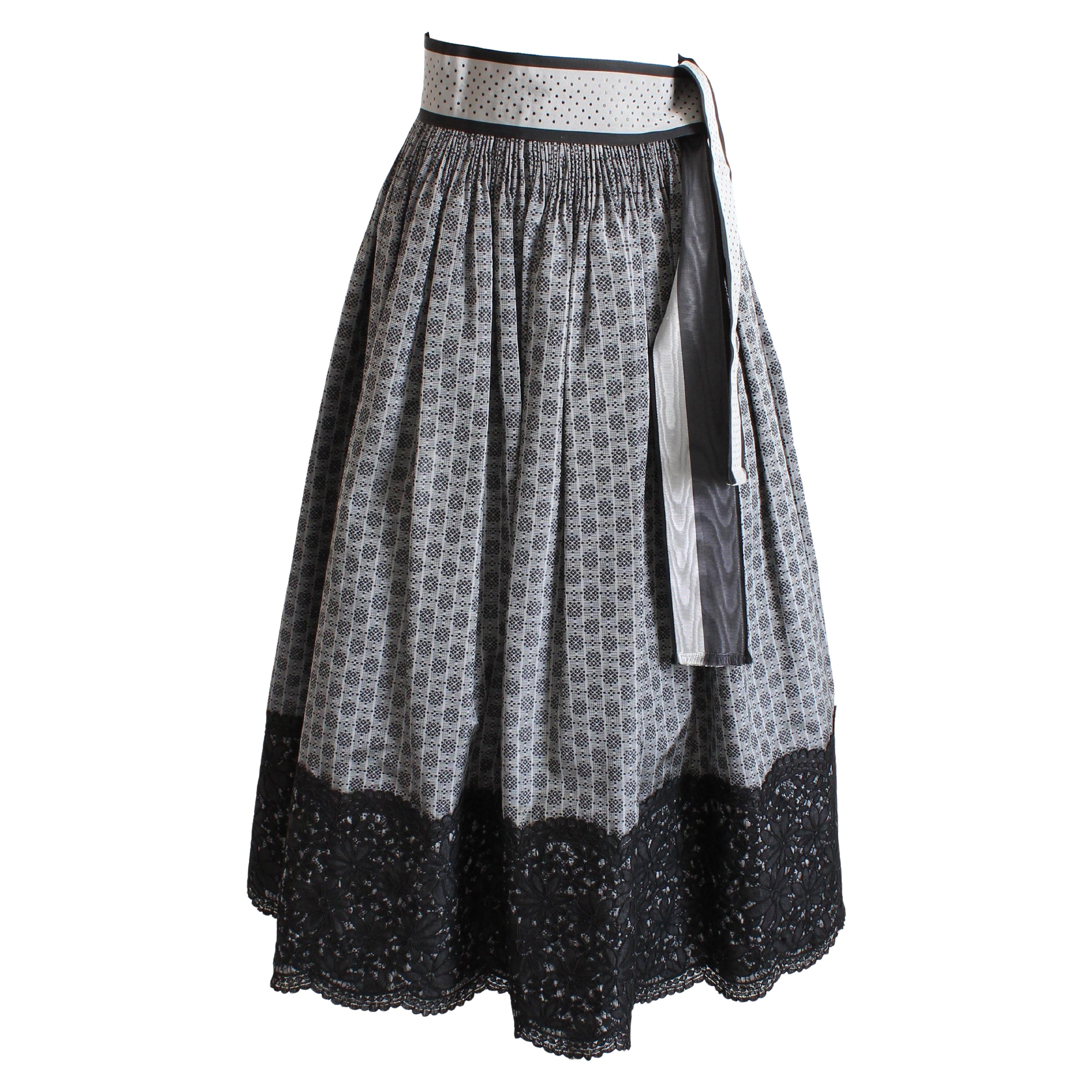 Geoffrey Beene Formal Skirt with Belt Taffeta Floor Length Black Lace Hem Sz 4 For Sale