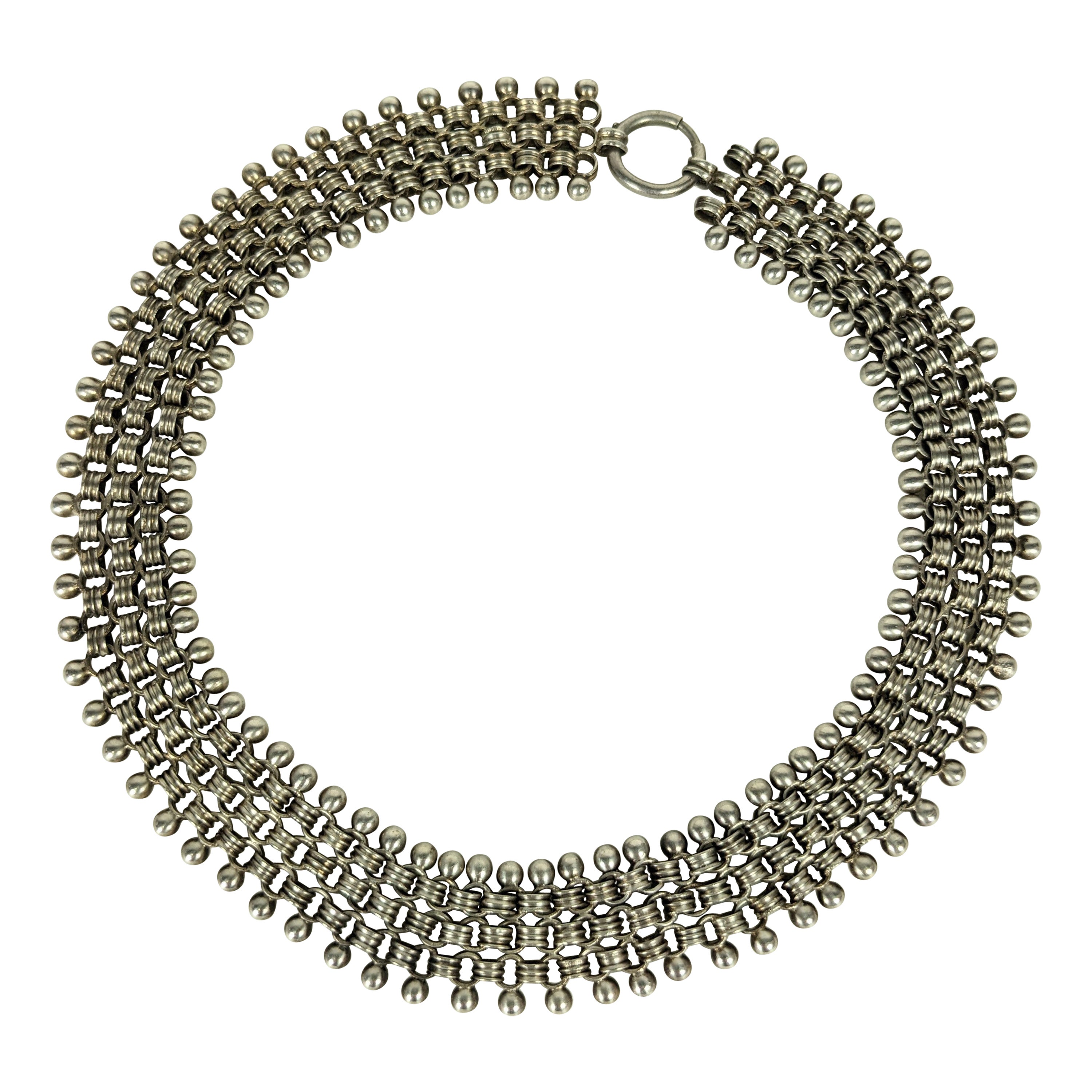 Elegant Victorian Silver Mesh Link Necklace For Sale