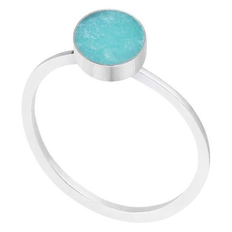Ring with natural stone of turquoise colour sterling silver size 8 For Sale