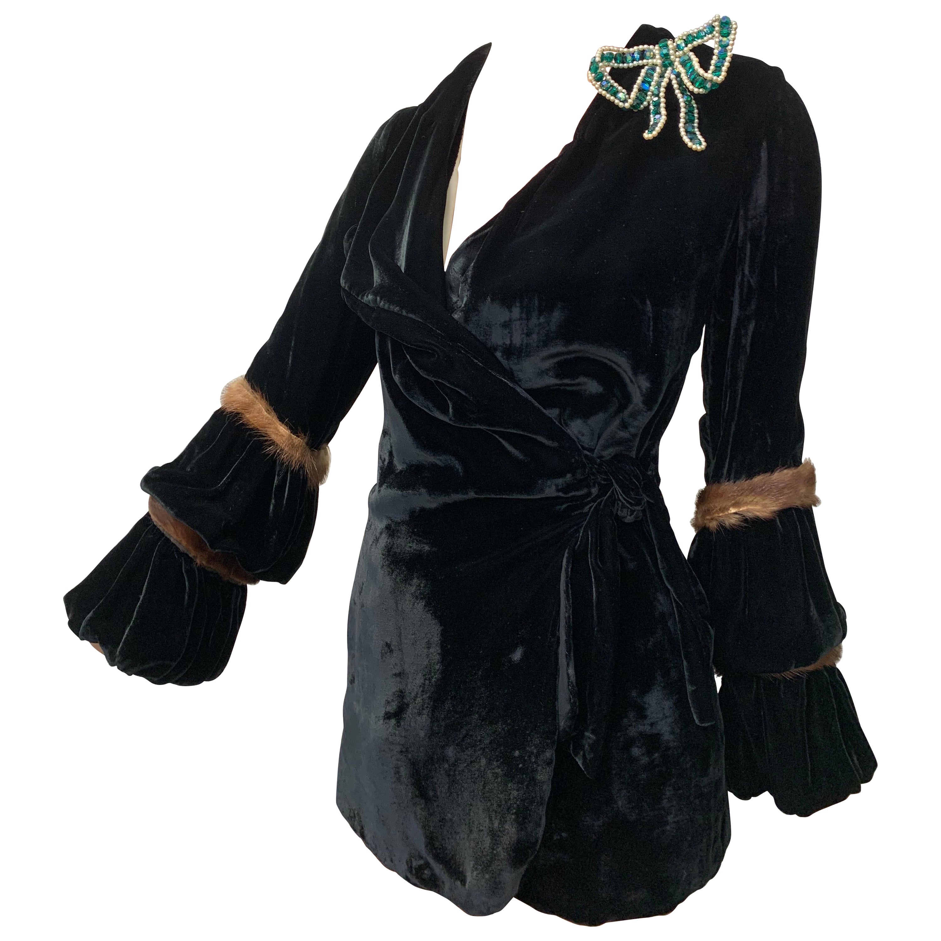 1930s Black Silk Velvet Wrap Jacket w Lantern Sleeves Trimmed in Mink w Brooch  For Sale