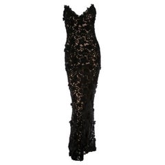 Best Met Ball dress of all time Vintage 2006 Oscar de la Renta black lace gown