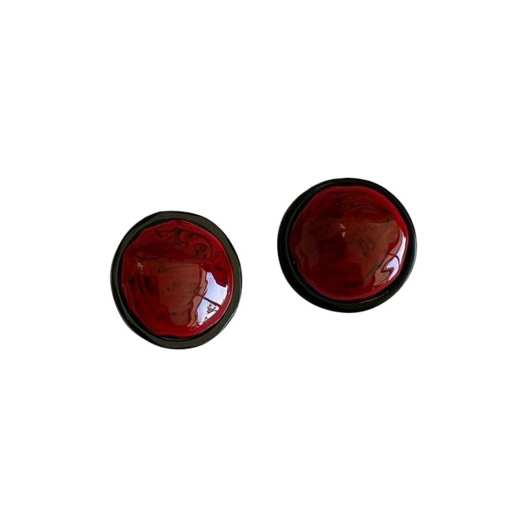 SS20 Moschino Couture Picasso Oversized Dot Red Clip-on Earrings by Jeremy Scott For Sale