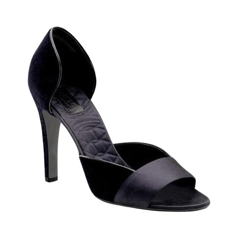 Neu Gucci Pumps aus Samt und Satin mit Absatz aus Samt Gr. 39