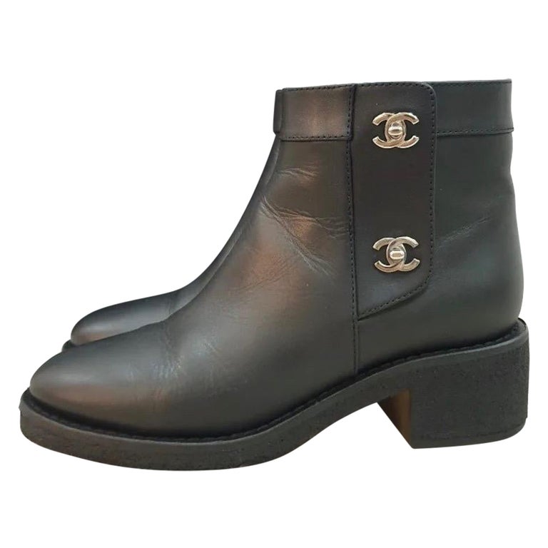 Chanel Black Calfskin Leather Turnlock CC Ankle Boots For Sale at