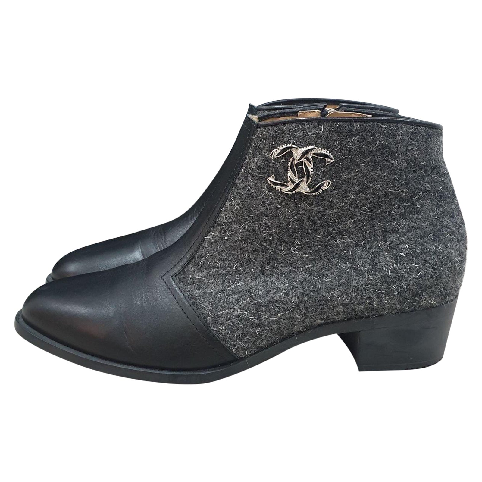 Chanel Black Leather Wool CC Logo Ankle Boots Booties For Sale