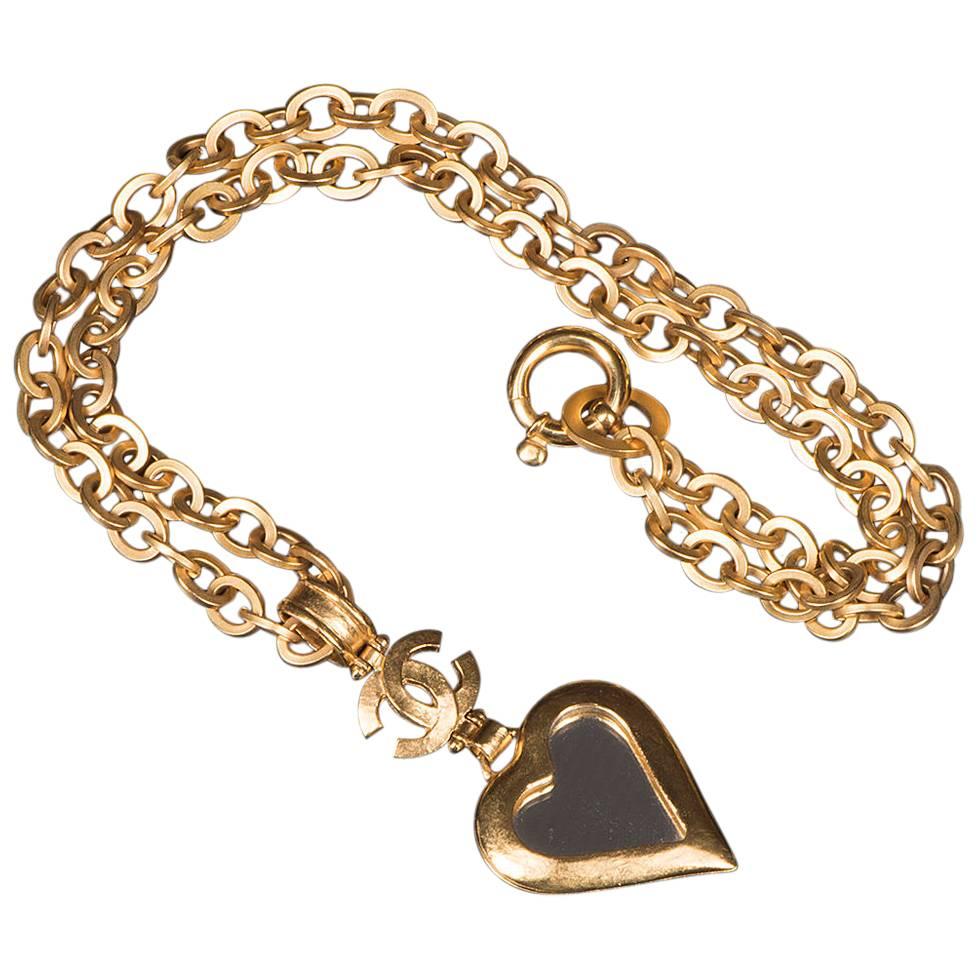  Chanel 'Mirrored Heart' Gold Pendant Necklace