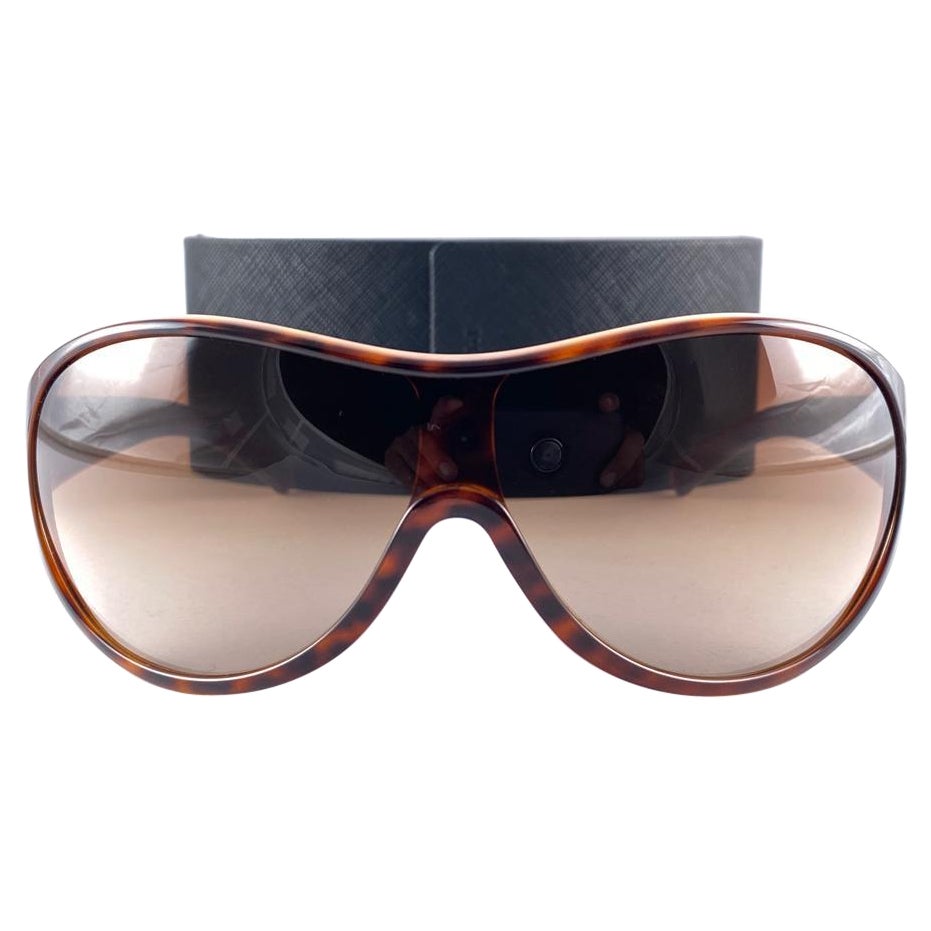 Vintage PRADA Oversized SPR19 H Tortoise Mono Lens Sunglasses 2000'S Y2K For Sale