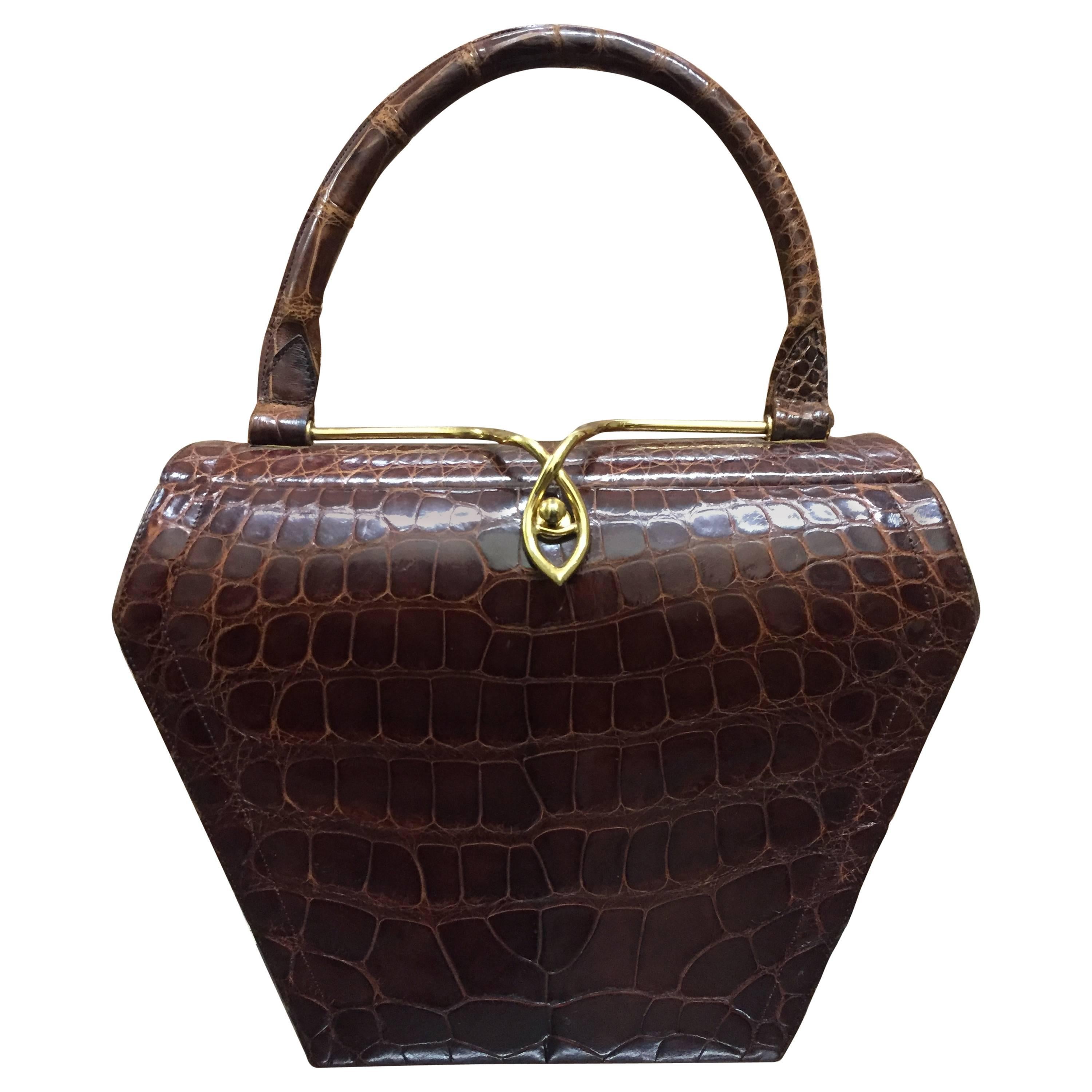 1950s Koret Brown Alligator Structured Handbag w Gold-Tone Clasp