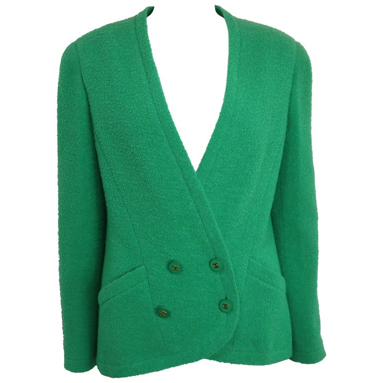 94 Chanel Green Boucle Wool Collarless Double Breasted Jacket  For Sale