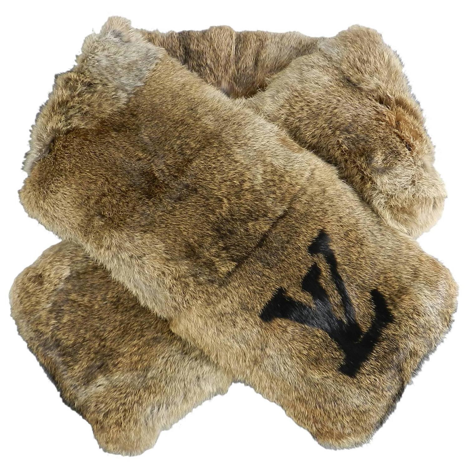 Louis Vuitton Fur Scarf - 4 For Sale on 1stDibs  syal lv, louis vuitton  scarf winter, louis vuitton mink scarf