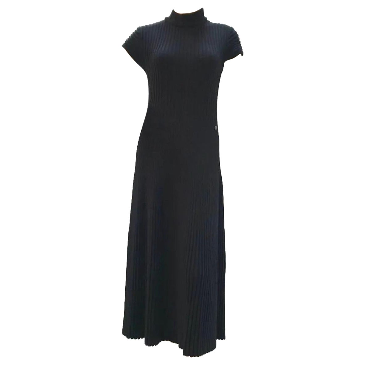 Chanel Black Wool Midi Dress For Sale