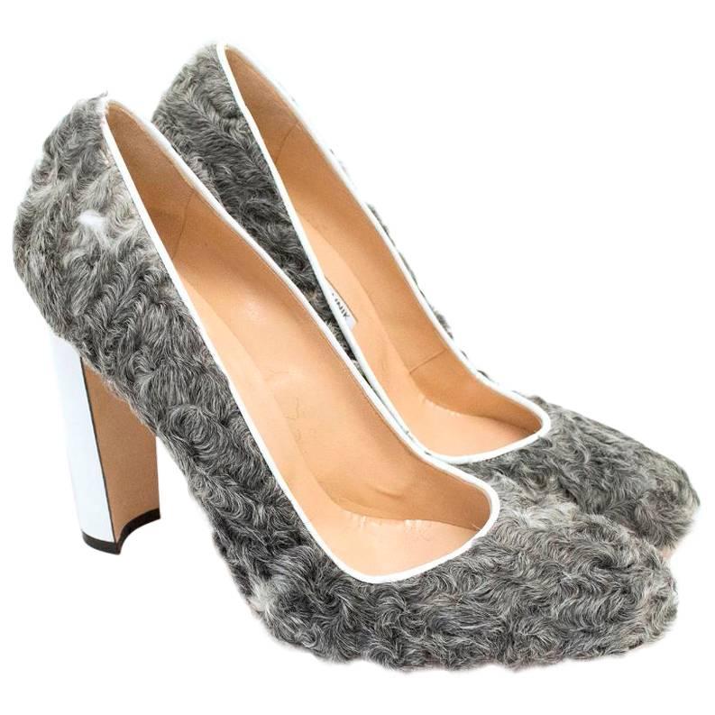 Manolo Blahnik Shearling Grey Heels With Patent White Heel For Sale