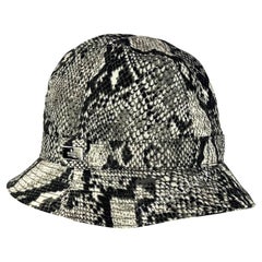 Gucci - Chapeau baquet en nylon gris