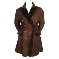 Manteau en shearling marron avec boutons en orbe Vivienne Westwood 1990