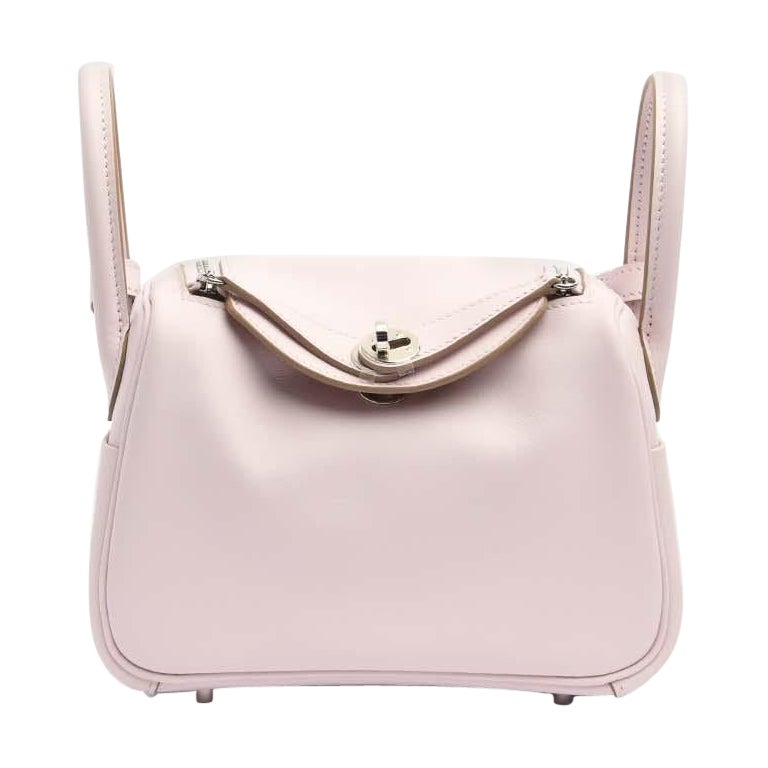 Mini Lindy 20 Verso in Mauve Pale and Gold Swift Leather in Palladium Hardware For Sale