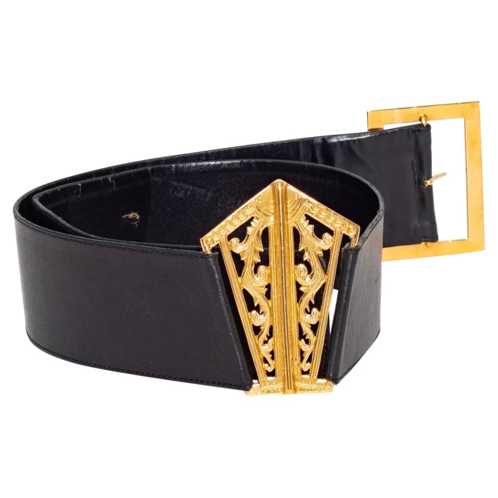 Chanel 1990s Black Leather 24k Gold Plated Filigree Belt For Sale