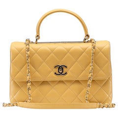 Chanel Trendy CC Medium gesteppte Tasche aus Lammfell mit goldener Hardware