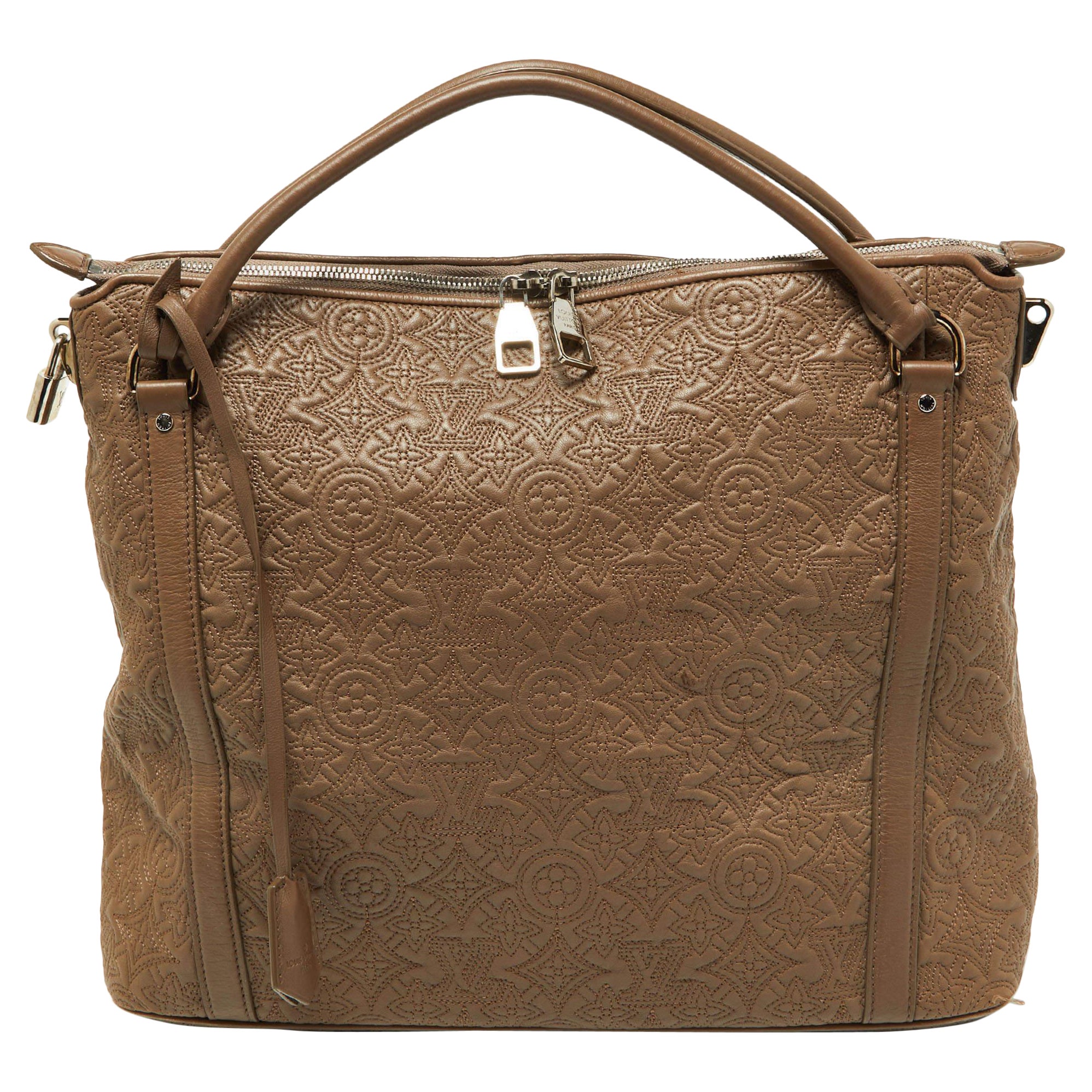 Louis Vuitton sac Ixia MM en cuir Antheia avec monogramme perles grises