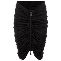 Burberry mini-jupe noire froncée avec fermeture éclair, taille S