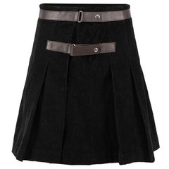 Mini jupe à plis en velours côtelé noir Miu Miu Taille XS