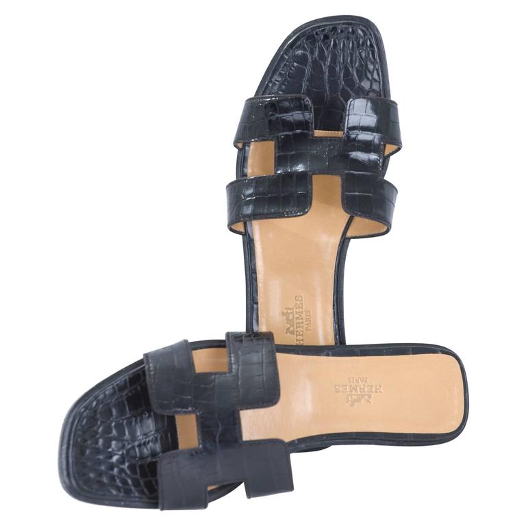 HERMÈS Crocodile ORAN Sandals