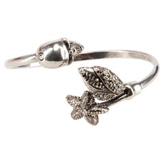 Alexander McQueen Silver Metal Skull Bracelet