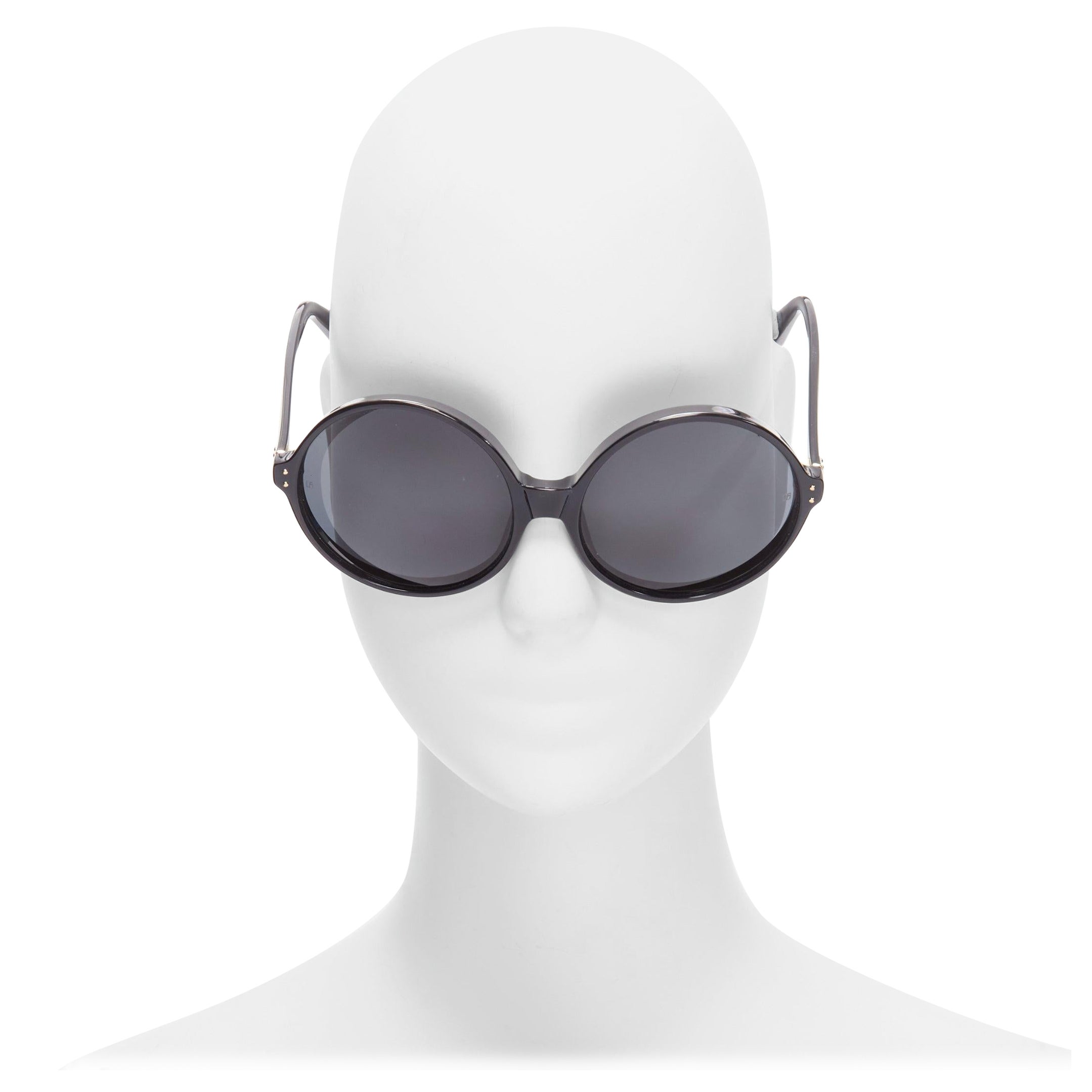 LINDA FARROW LFL671 Cat No.3 black round oversized bug eye sunglasses For Sale