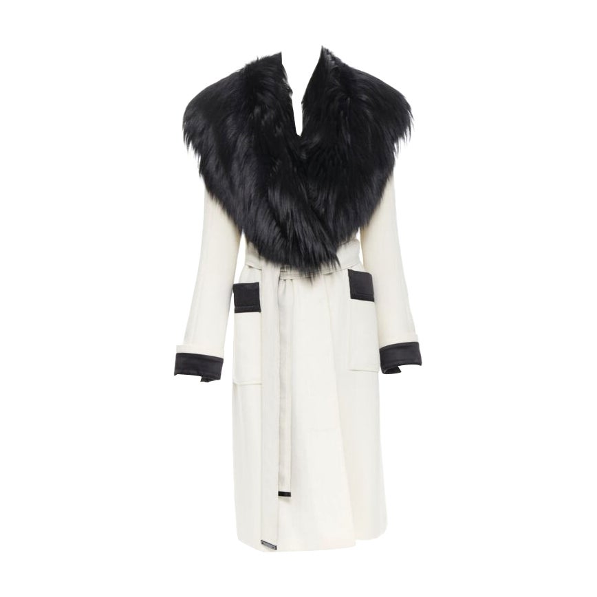 TOM FORD white wool crepe black fox fur collar quilted belted robe coat IT40 S For Sale