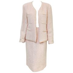 Spring 1999 Chanel Blush Pink Boucle Tweed Skirt Suit/Freshwater Pearl Trim